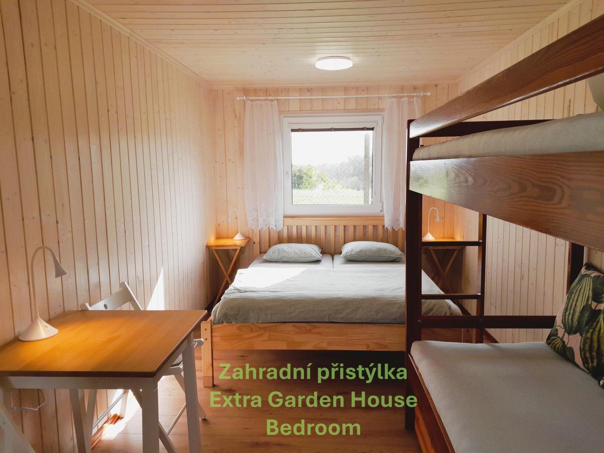 Ubytovani Na Sklepe U Prochazku Pouzdrany ภายนอก รูปภาพ